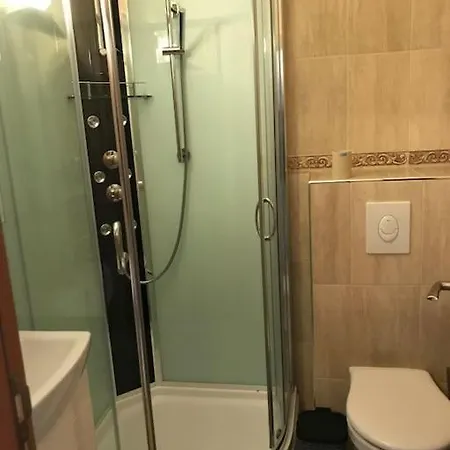 Appartement Amazing 2 Bedroom Next To The *