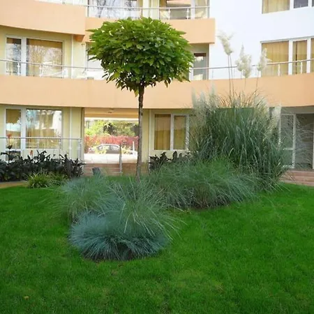 Amazing 2 Bedroom Next To The Sunny Beach